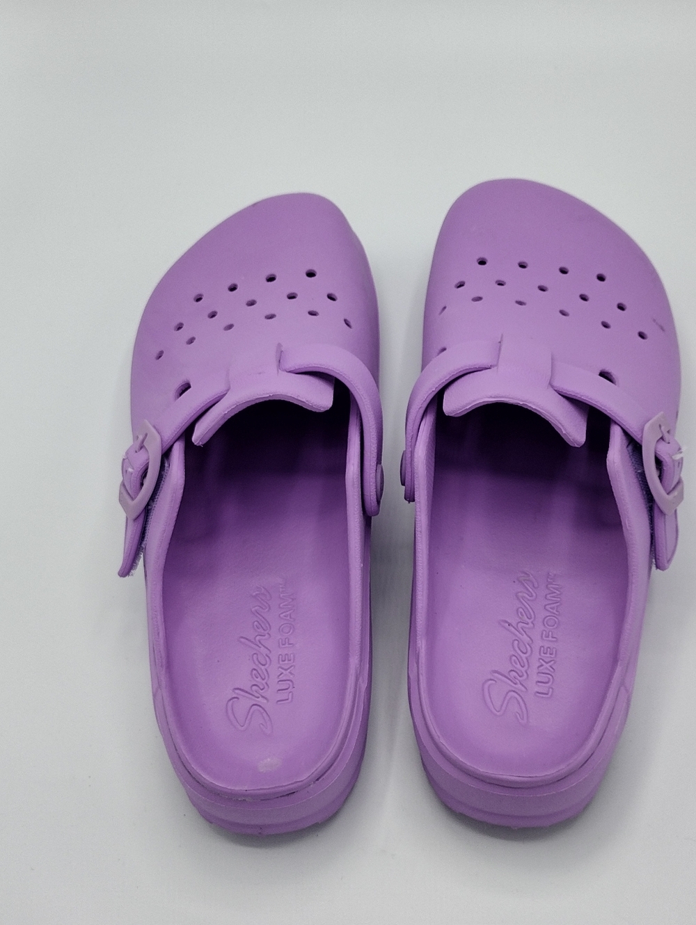 Skechers Women's Clogs Luxe Foam Slip On Purple Clogs Comfort Shoes Size 9 - Picture 4 of 7